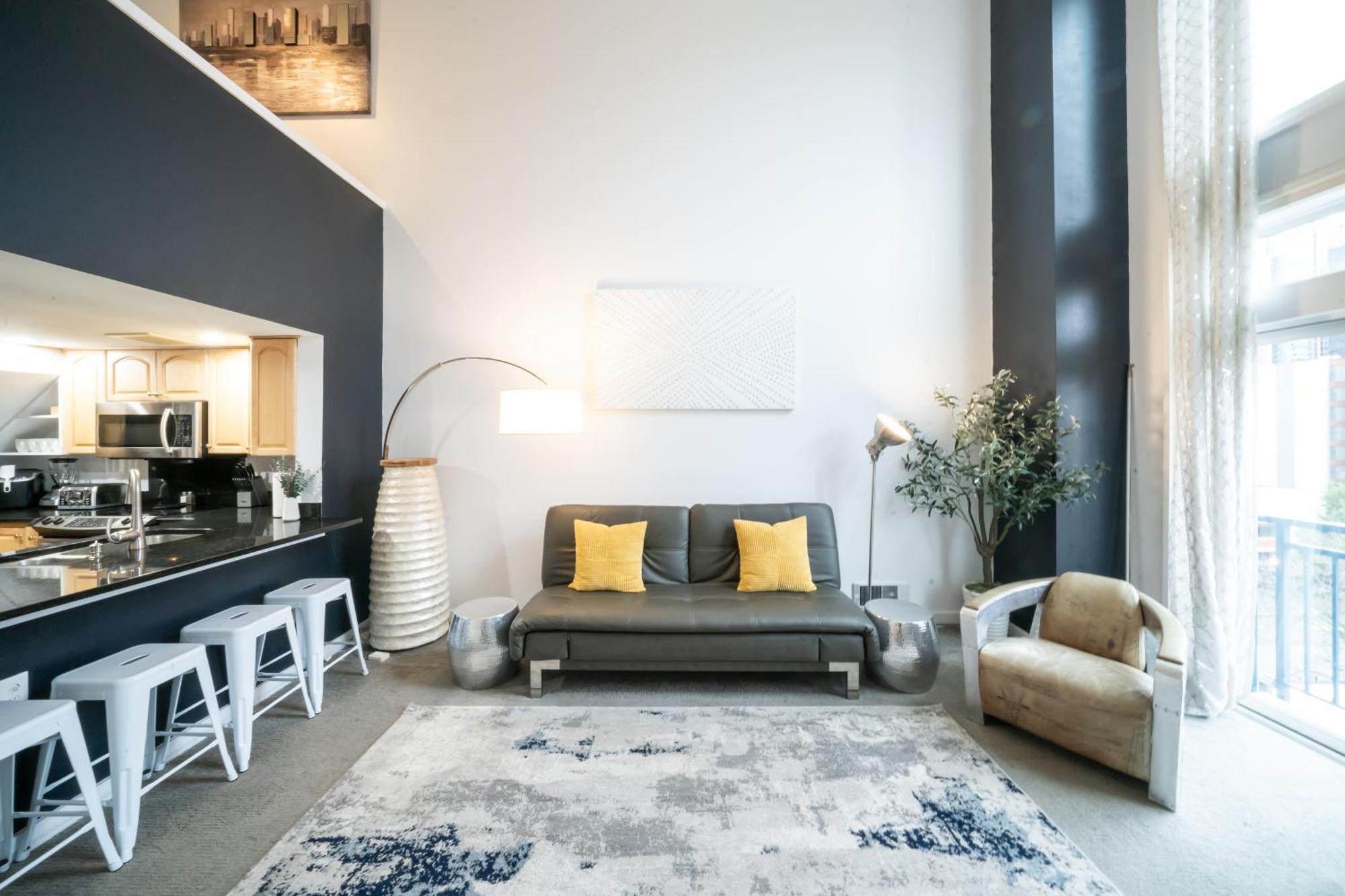 Modern Downtown Top Floor Penthouse With Bay Views シアトル エクステリア 写真